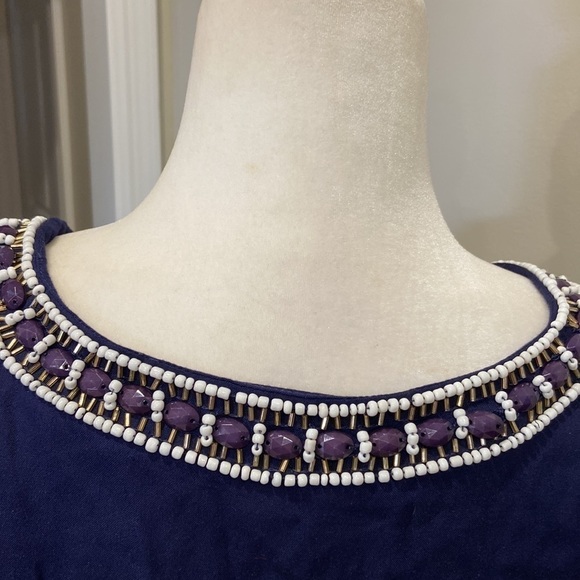 Lilly Pulitzer Sarah True Navy
Beaded Embellished Tunic 3/4 sleeve! Size XS - Picture 7 of 9